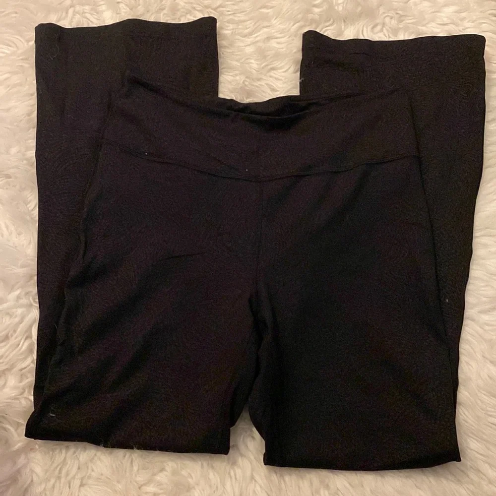 Lululemon 14 Groove Super-High-Rise Flare Pants - Picture 5 of 13